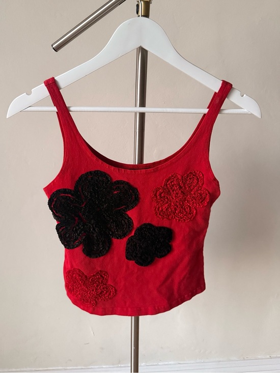 Mezon Tops - Y2K Red Tank Top with Black & Red Floral Appliqués